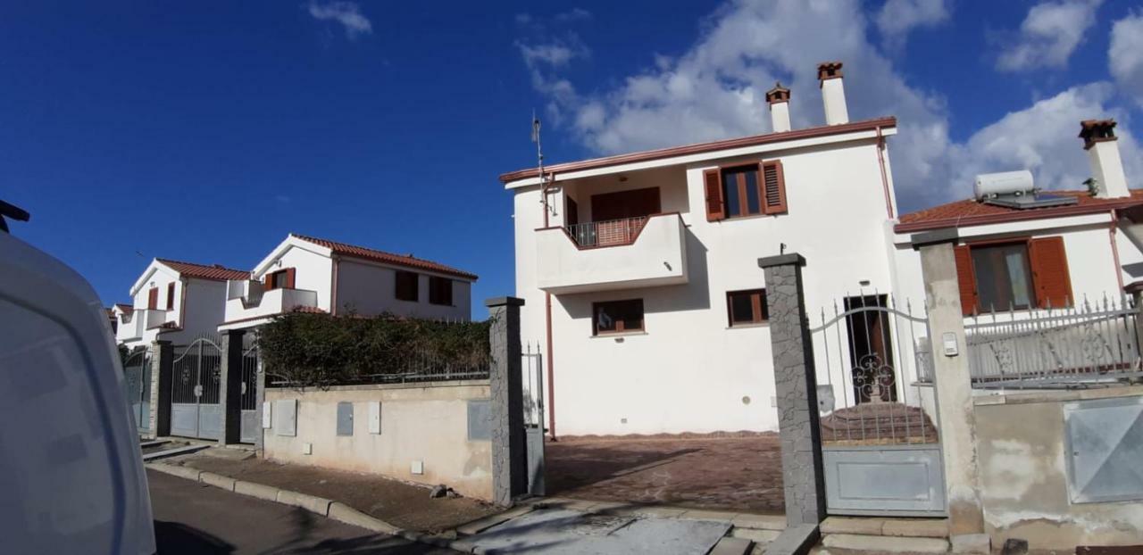 Villa Rosa SantʼAntìoco 外观 照片
